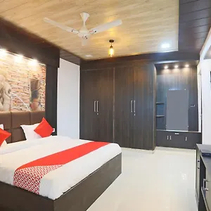 Hotel Oyo 40232 Paradise Mahal, Agra (Uttar Pradesh)